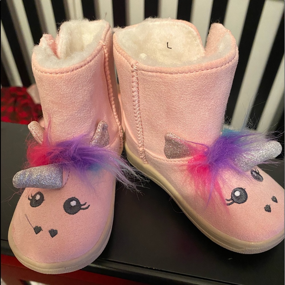 Wonder nation unicorn winter boots